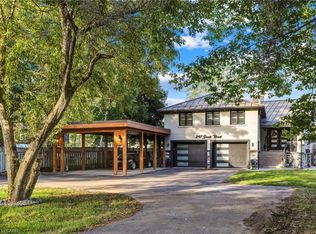 247 Sand Rd, East Gwillimbury, ON L9N1K1
