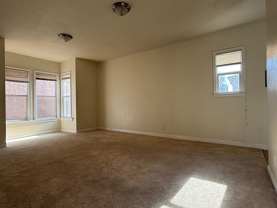 Living room/Dining