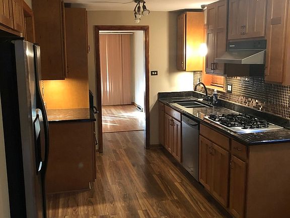 5th image of 9127 S Crandon Ave