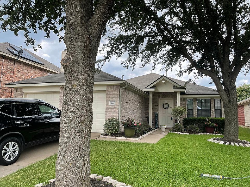 1st image of 2844 Grandview Dr