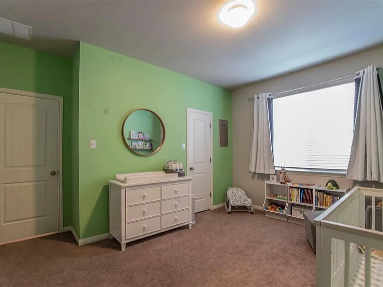 352 S Brook Dr — Photo 18