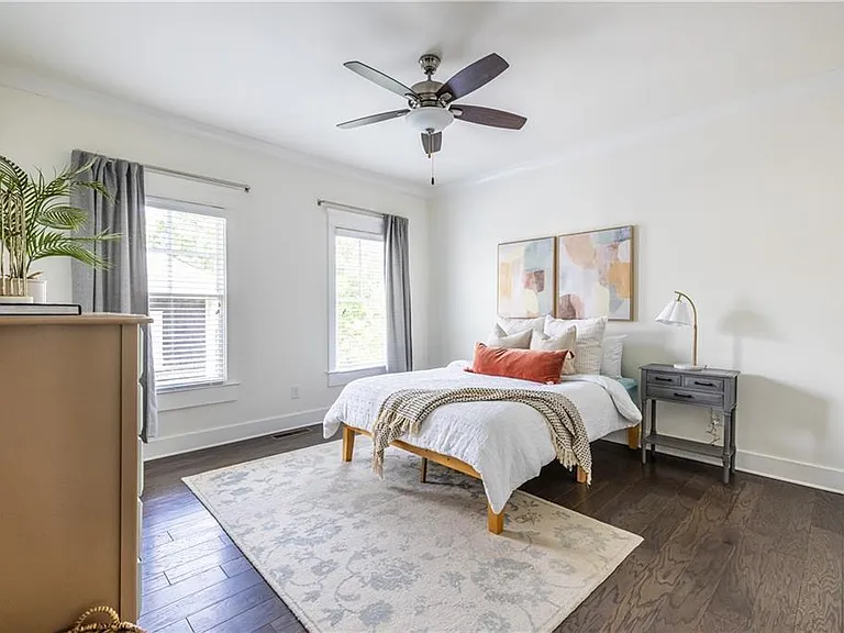 1002 Braeburn Ln — Photo 23