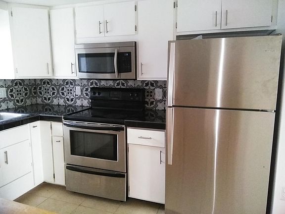 5th image of 16 S Monroe St