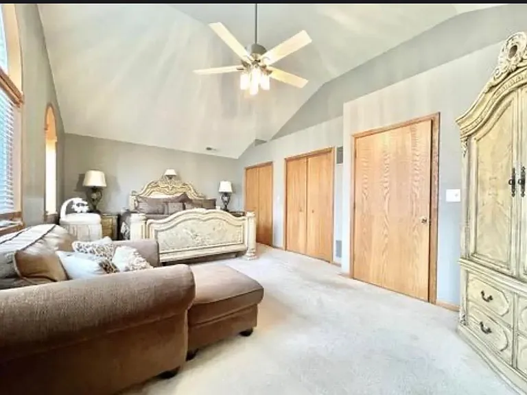 5304 S New England Ave — Photo 6