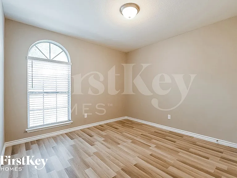 1731 Reynolds St — Photo 13