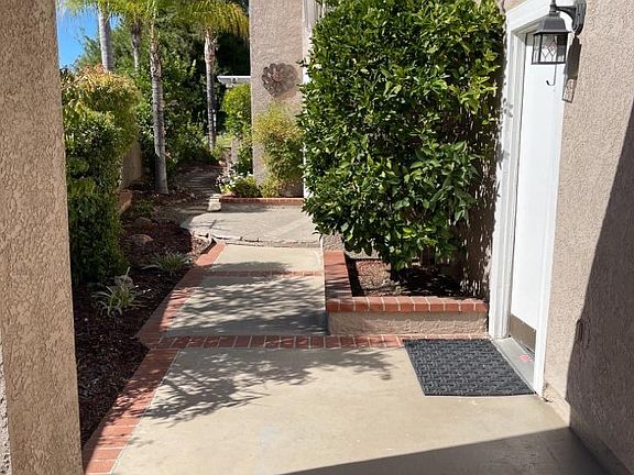 3rd image of 29929 Westlink Dr
