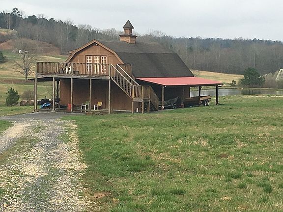 barn with loft apartment