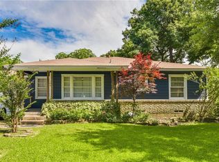 106 Charlotte Ave, Waxahachie, TX 75165