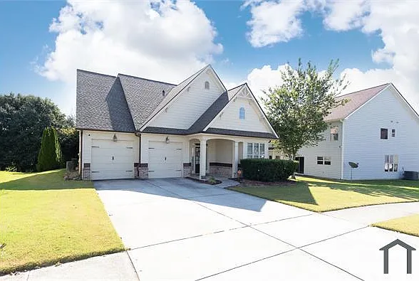 4 bed, 2532 sqft, $4,100 — Photo 3