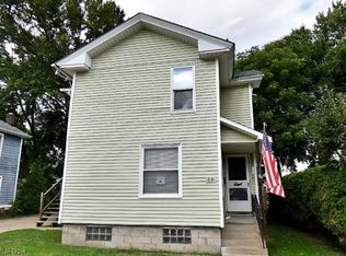 28 W Water St, Hubbard, OH