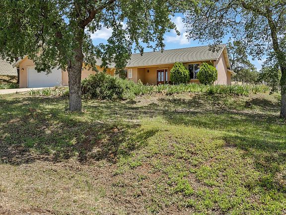 2nd image of 2427 Heinemann Dr #2760