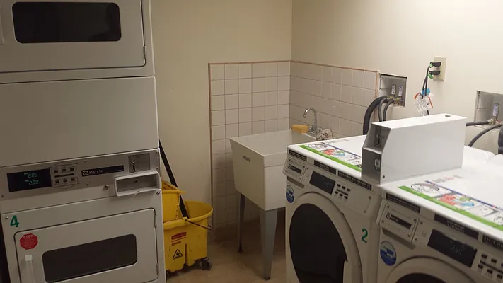 Rented by Urban Realty NYC | media 25