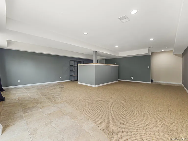 1115 Balsam Dr — Photo 30