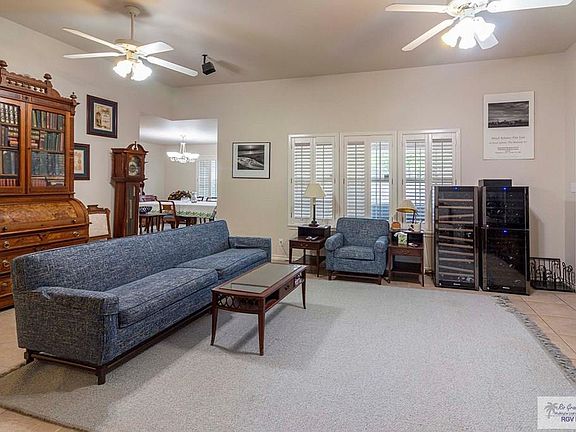 4th image of 4931 Daffodil Dr