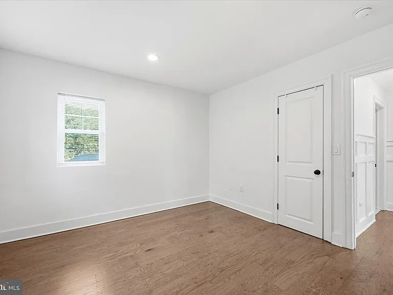 17 Lizbeth Ln — Photo 18