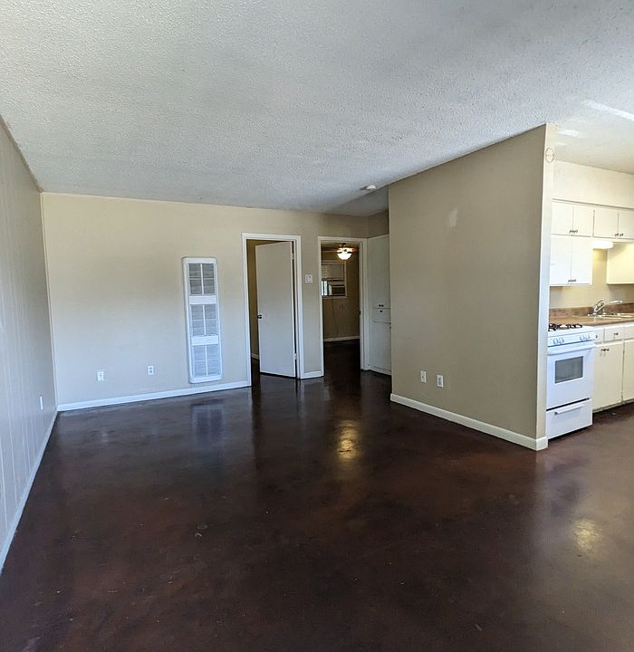 1st image of 5509 Guadalupe St Unit 101