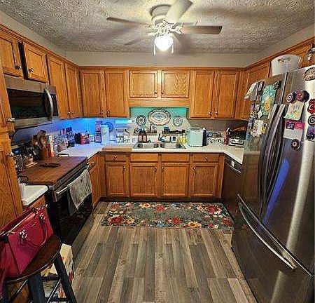 4th image of 223 Alton Cir