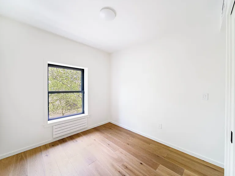364 Clermont Ave #2 — Photo 12