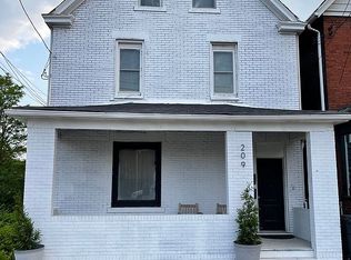 209 3rd Ave, Braddock, PA 15104