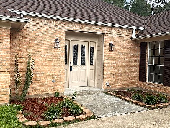 3rd image of 606 Englewood Dr