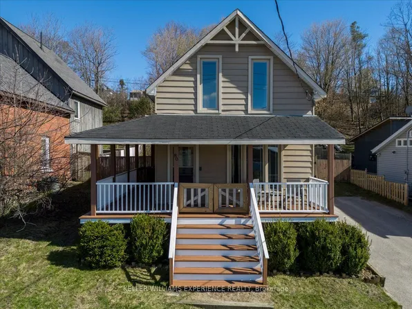 80 Robert St W, Penetanguishene, ON L9M 1P2