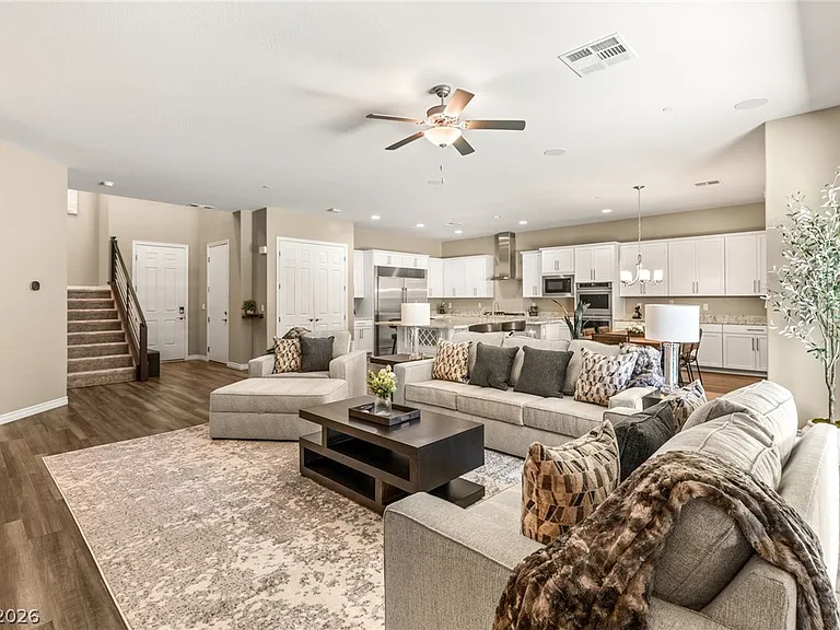 1133 Pandora Canyon St — Photo 4