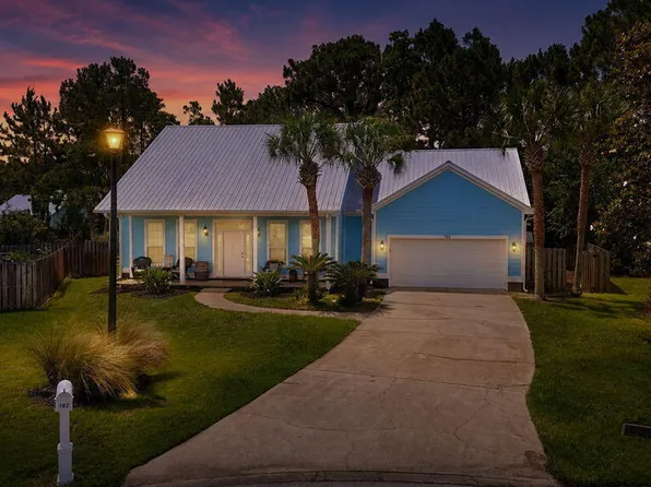 702 Lyndell Pl, Panama City Beach, FL 32407