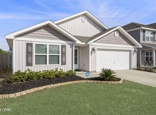 106 Merrion Rd, Southport, FL 32409