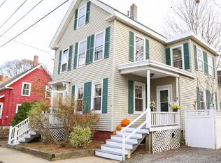 4 Huntington Ave, Amesbury, MA 01913