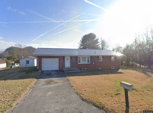172 Sunrise Dr, Elizabethton, TN 37643