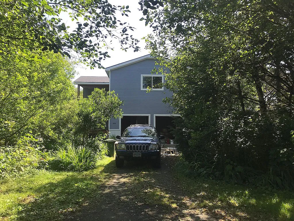 5010 SW Seneca Pl photo 1