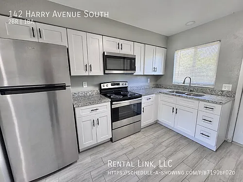 142 Harry Ave S Photo 1