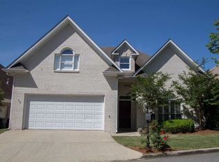 2817 Cross Bridge Dr, Vestavia, AL 35216