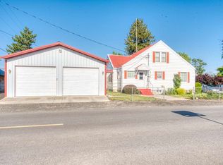 316 W 4th St, Sprague, WA 99032