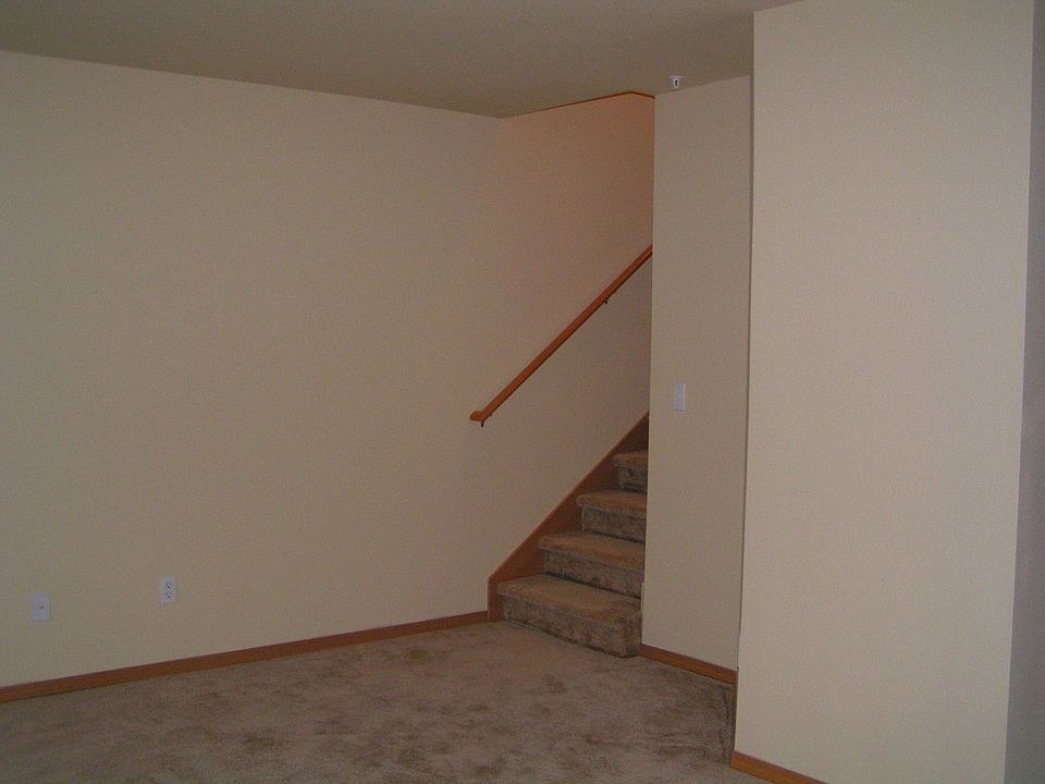 Staircase off Dining Area