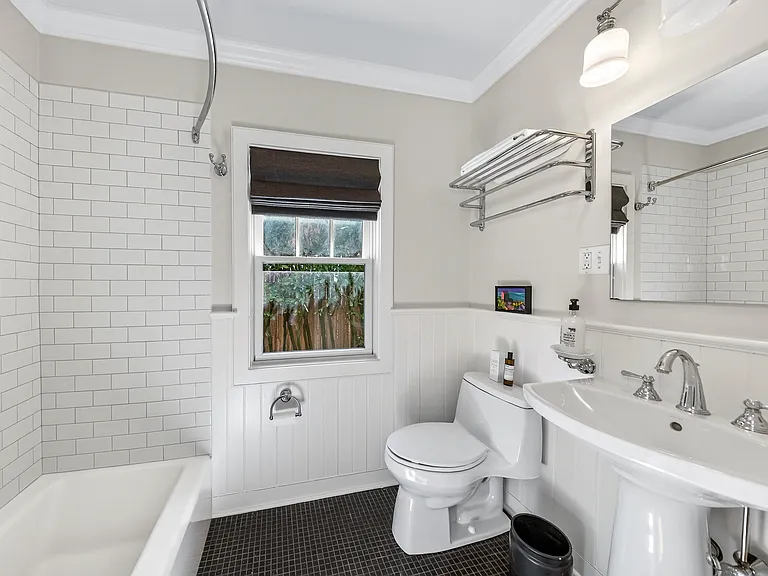 16 Miller Ln — Photo 8