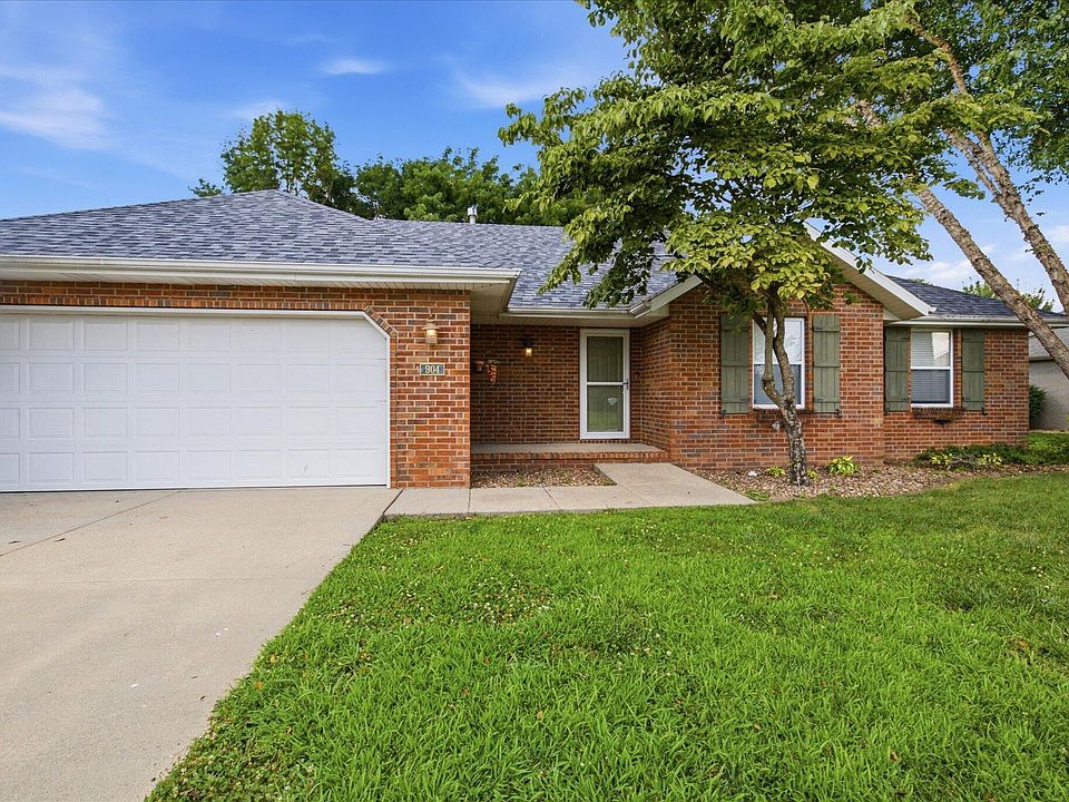 1st image of 904 E Waterford Boulevard