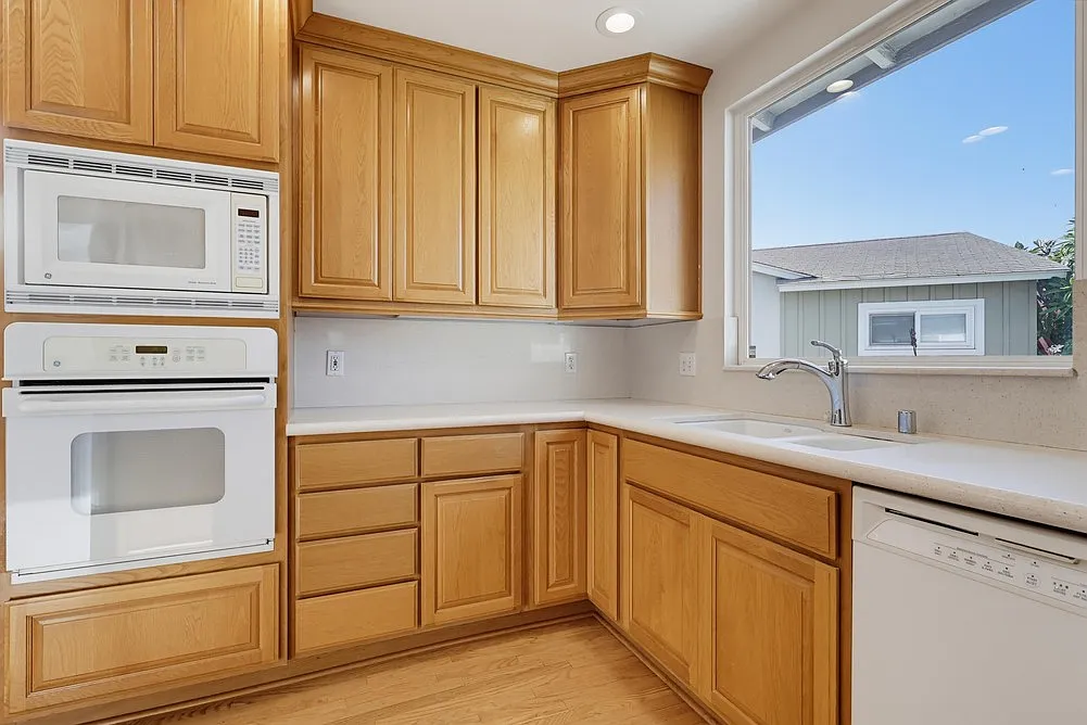 3 bed, 1511 sqft, $4,600 — Photo 3
