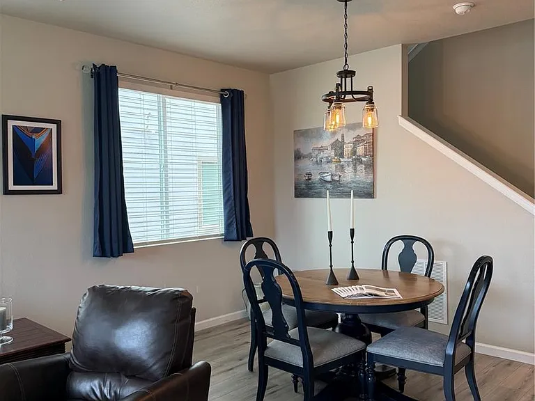 2764 Simpre Way — Photo 5