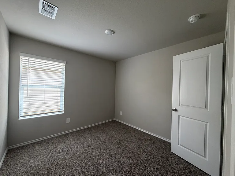 5512 Flannel Ln — Photo 11