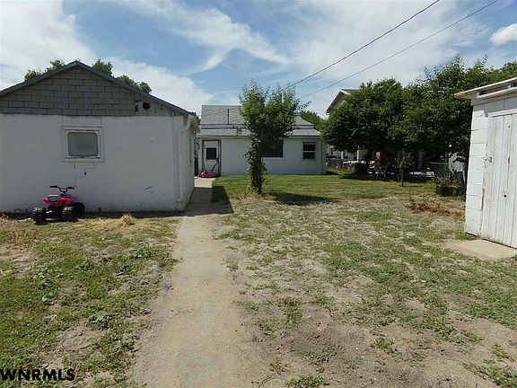4th image of 1109 10th Ave