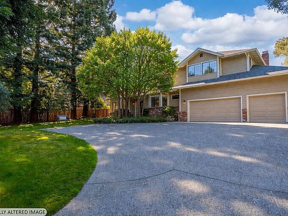 2nd image of 11 Saddlebrook Court