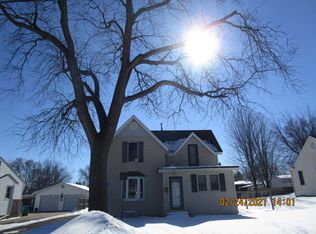 319 W Holly St, Owatonna, MN 55060