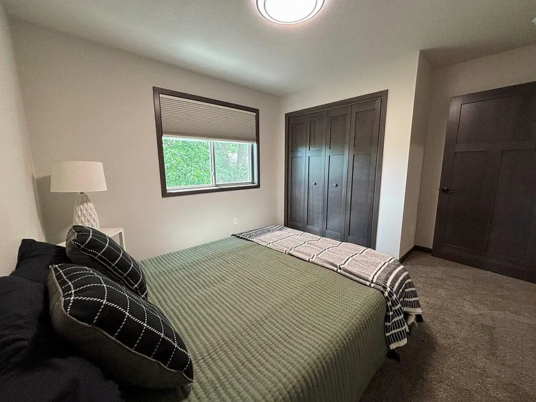 WestSide Apartments — Photo 13