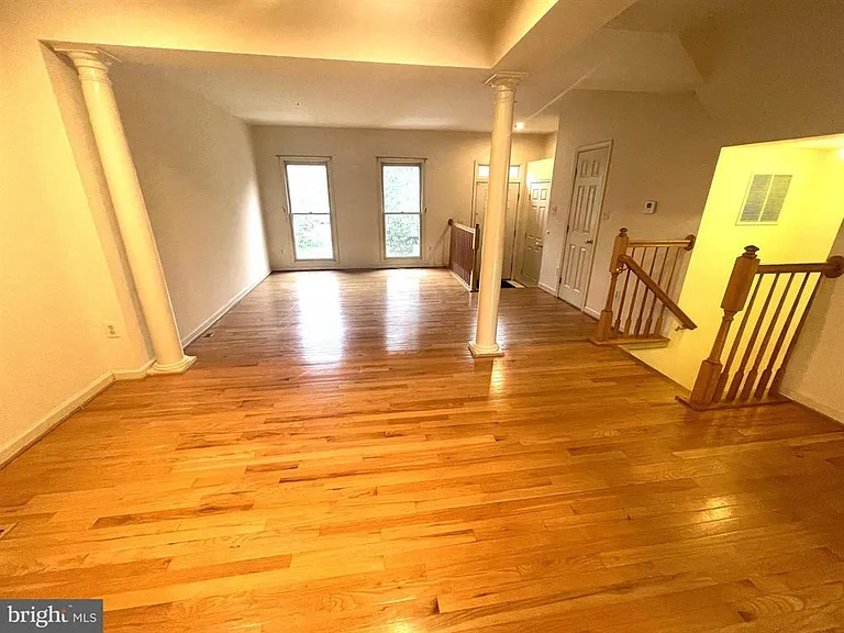 10136 Treble Ct — Photo 8