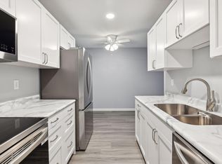 179 Little Canada Rd UNIT 137, Little Canada, MN 55117