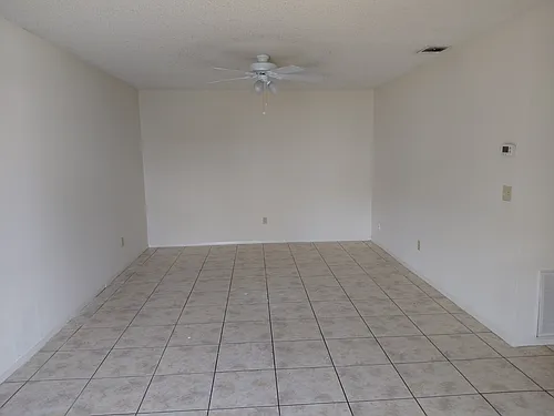 1402 Pleasant Oak Ln #1402 Photo 1