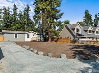 1253 Dewey Dr, Coupeville, WA 98239