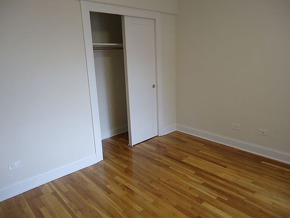3rd image of 14210 Hoover Ave APT 216