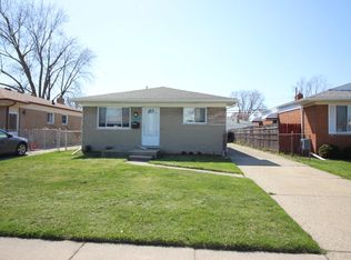 23923 Ada Ave, Warren, MI 48091